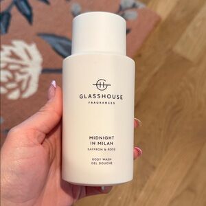 Glasshouse Fragrances Midnight in Milan Saffron & Rose Body Wash